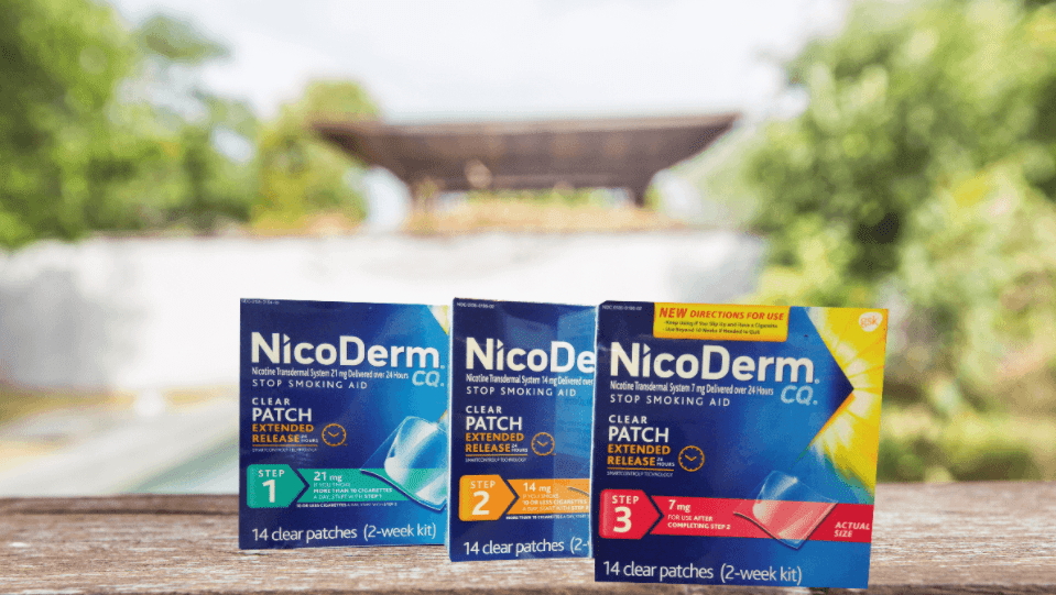 aaaaa Miếng dán cai thuốc lá NicoDerm CQ 21 mg từ Mỹ