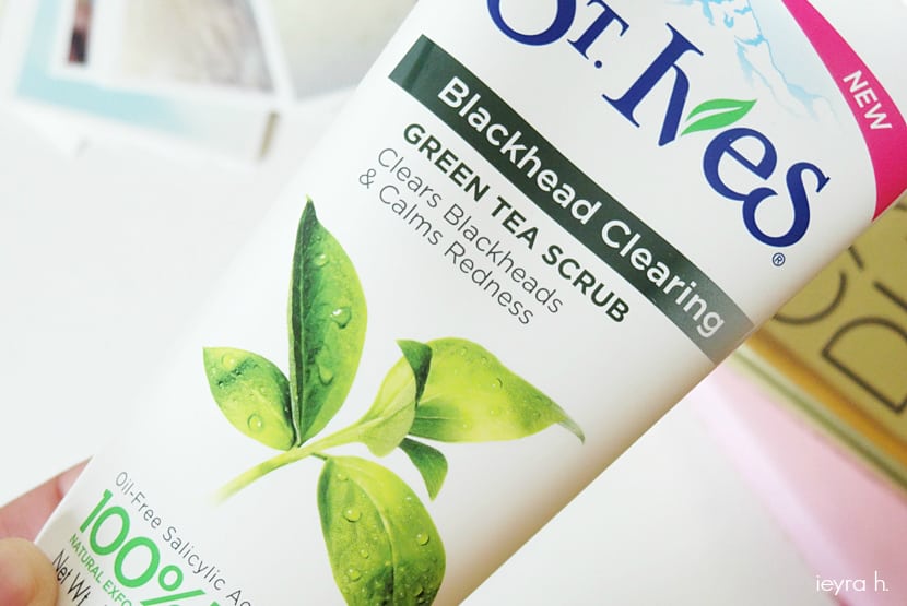 4691063_9ffc5f7c-e603-4593-8b02-1542ab8eebdf_830_555 Sữa Rửa Mặt Trà Xanh St Ives Blackhead Clearing Green Tea Scrub