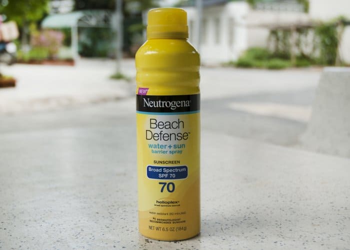 neutrobeachdefense70 Xịt chống nắng Neutrogena BEACH DEFENSE SUNSCREEN SPRAY BROAD SPECTRUM SPF 70