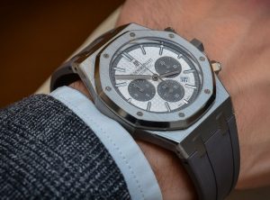 audemars-piguet-royal-oak-chronograph-qeii-cup-2015-limited-edition-2-1024x678-300x222 audemars-piguet-royal-oak-chronograph-qeii-cup-2015-limited-edition-2-1024x678